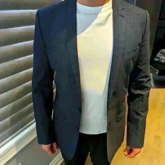 Dolce & Gabbana Tailored Fit WoolSilk Cotton Mix Navy Blazer - size 40R US BNWT - Picture 1 of 10